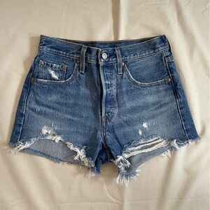 Levi’s 501 Original Fit high-rise women’s cut off shorts